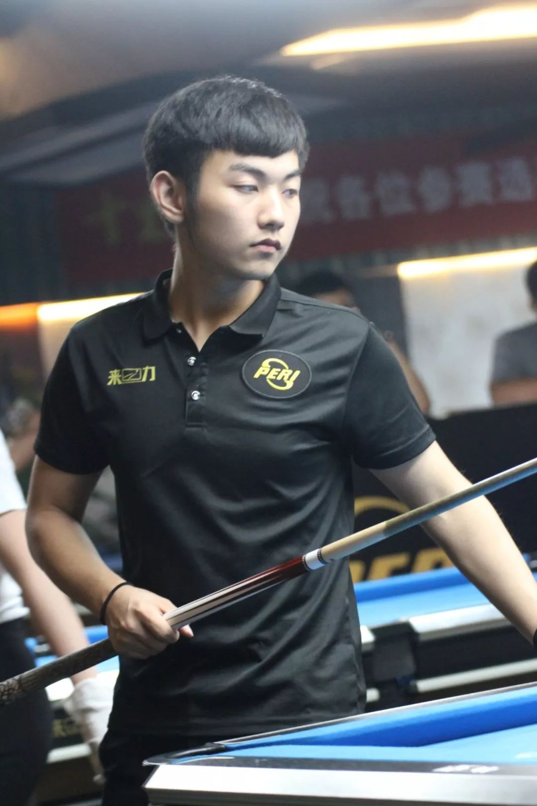 队在锋线上 队在锋线上